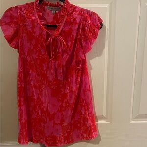 Beautiful like new top